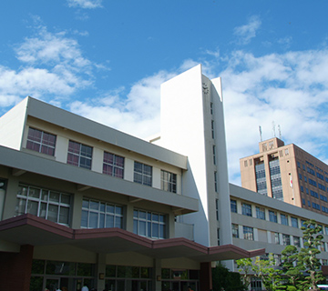 中村学園グループ 学校概要 中村国際ホテル専門学校 福岡 ホテル ブライダルのプロを育成する専門学校